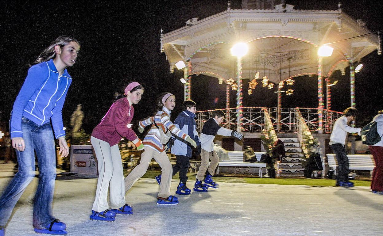 Vitoria suspende la pista de hielo de Navidad El Correo Vitoria suspende la pista de hielo de Navidad El Correo
